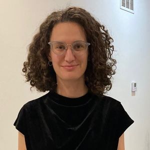 Meet your Posher, Mika